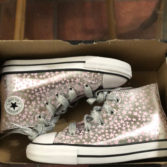 infant silver converse